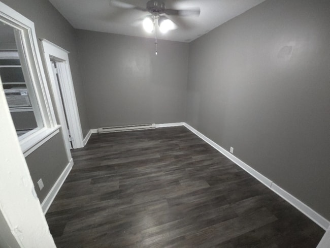 Photo - 3603 Waukegan Rd Unit B