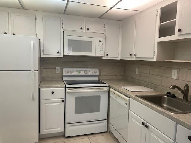 Photo - 347 Flanders Dr Unit H