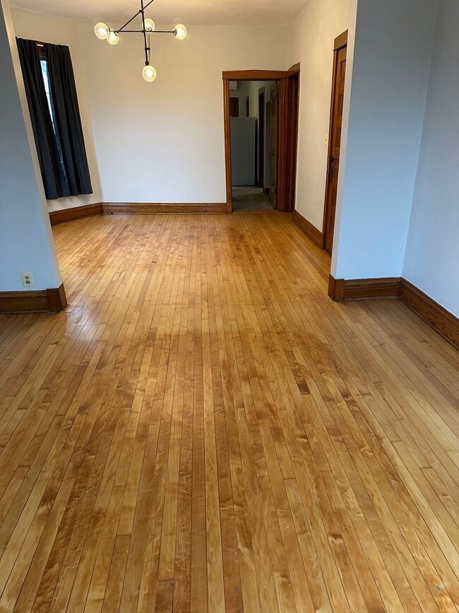 Photo - 2611 W Walton St