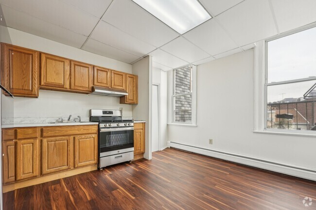 Building Photo - 570 Newark Ave Rental