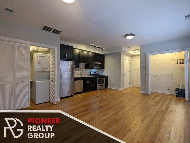 2209 W Eastwood Ave Unit 3