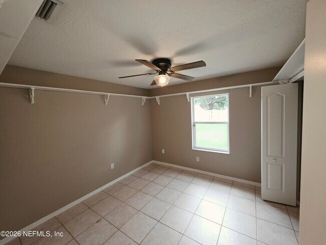 Photo - 38 Pebble Wood Ln