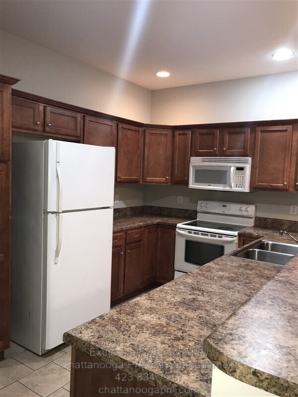 Photo - 2704 Stone Trace Dr