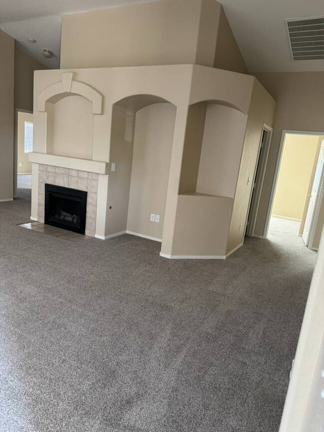 Photo - 2228 Cambridge Elms St