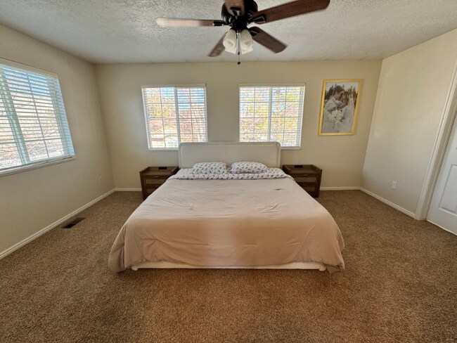 Photo - 1586 W Compass Pt Ln