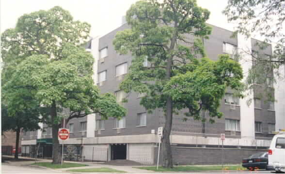 1055 W. Catalpa Ave. - 1055 W. Catalpa Ave. Apartments