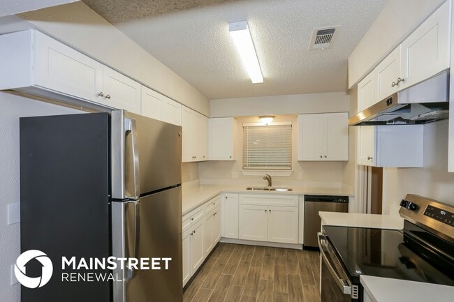 Photo - 906 Heather Knoll Dr