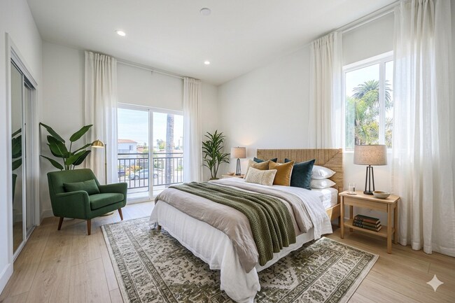 Photo - 2010 S Dunsmuir Ave Unit 2010