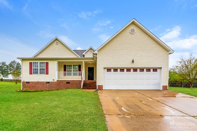Photo - 252 Cambridge Dr House