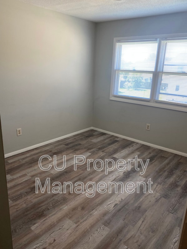 Photo - 705 Hollycrest Dr Unidad Apt 3