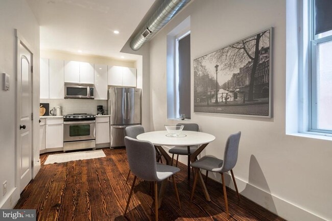 Photo - 126 N 3rd St Unit 1