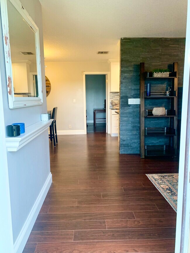 Photo - 11883 Sturbridge Ln