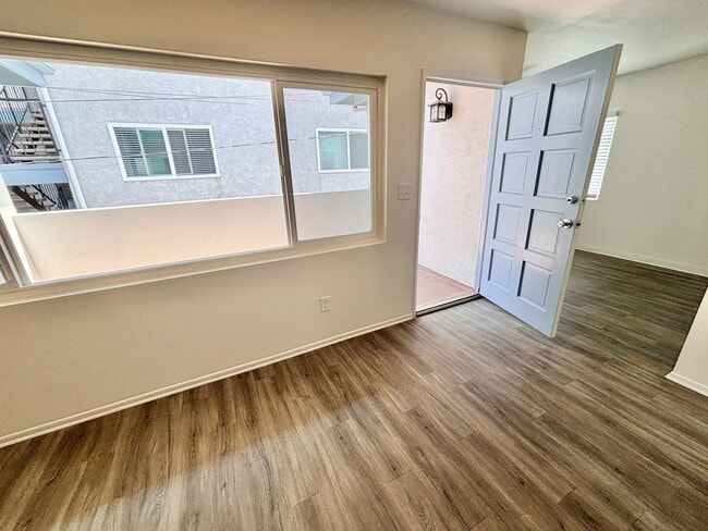 Quiet Back Unit with Garage and Washer/Dryer - Quiet Back Unit with Garage and Washer/Dryer Apartamento Unidad 311 C