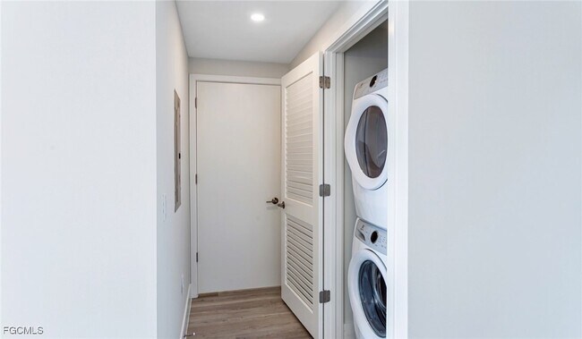 Photo - 22980 Vista Edera Cir Unidad 4-414