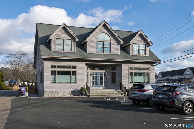 Building Photo - 50 York St