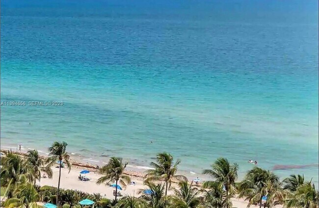 Building Photo - 4001 S Ocean Dr Unit 14H