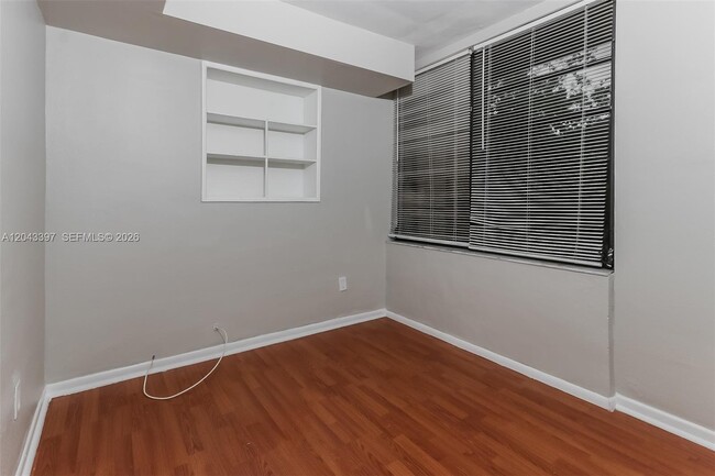 Photo - 11823 Dahlia Dr