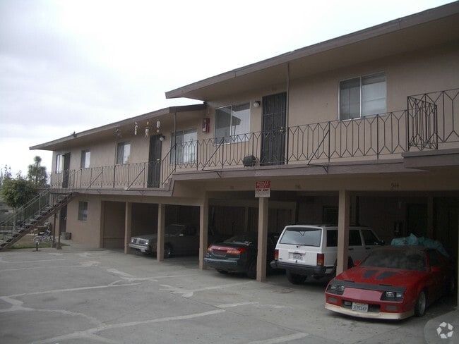 Photo - Coleen Court Apartments
