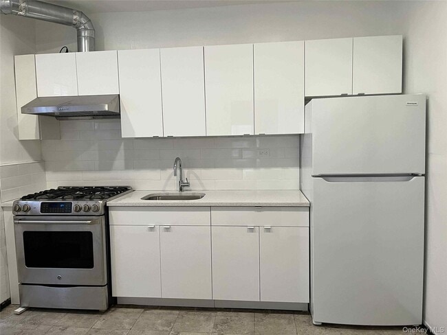Building Photo - 35-20 93rd St Rental