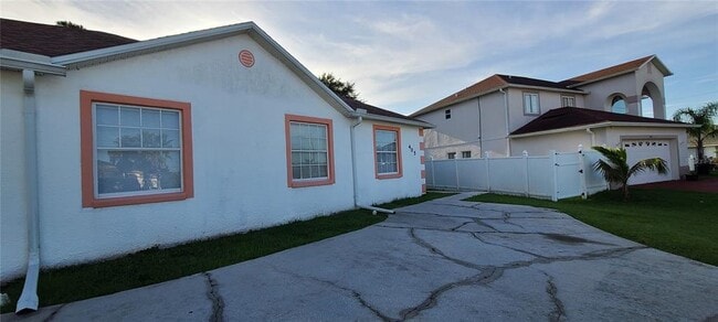 Building Photo - 405 Majestic Way Rental