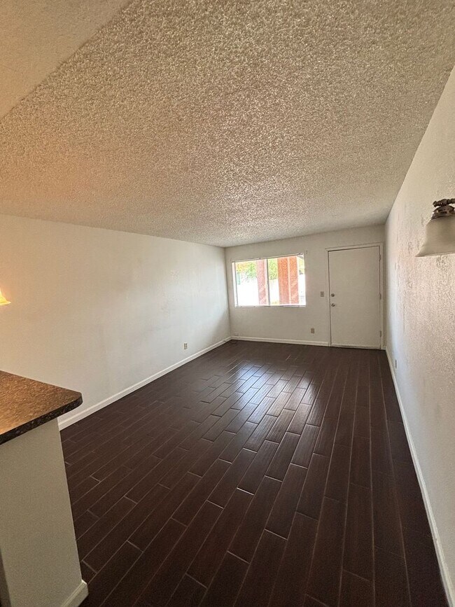 Photo - Available Now! Unidad 1140 Tucson