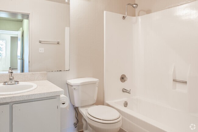 1BR, 1BA - 730 SqFt - Viking Park Apartments