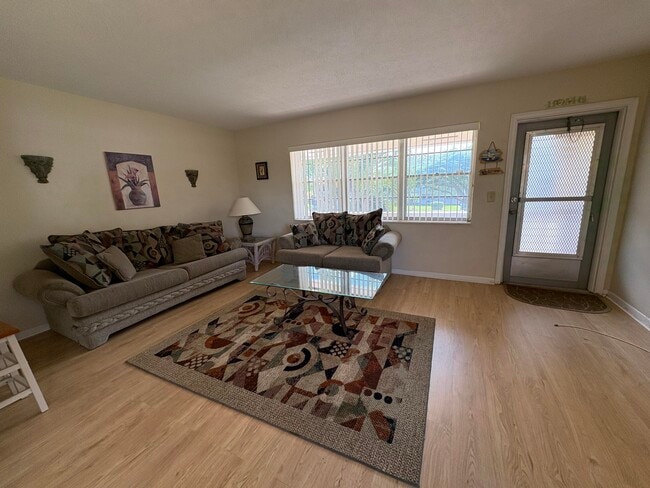 Building Photo - 113 Waltham E