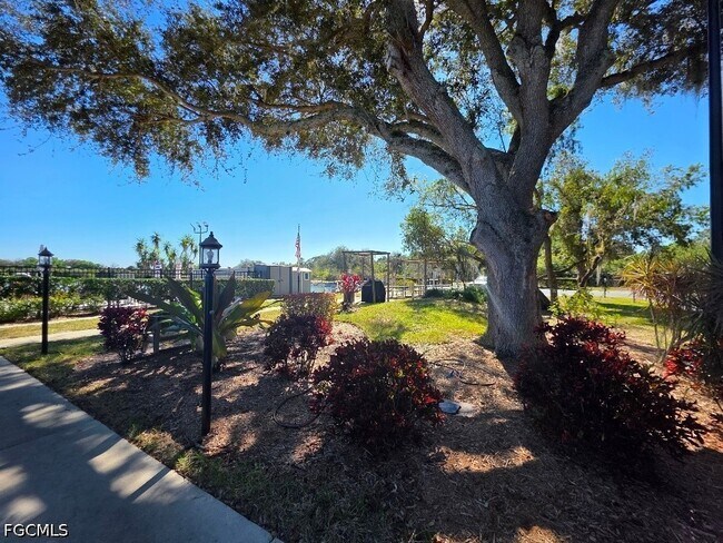 Photo - 9970 Sailview Ct Unit 9