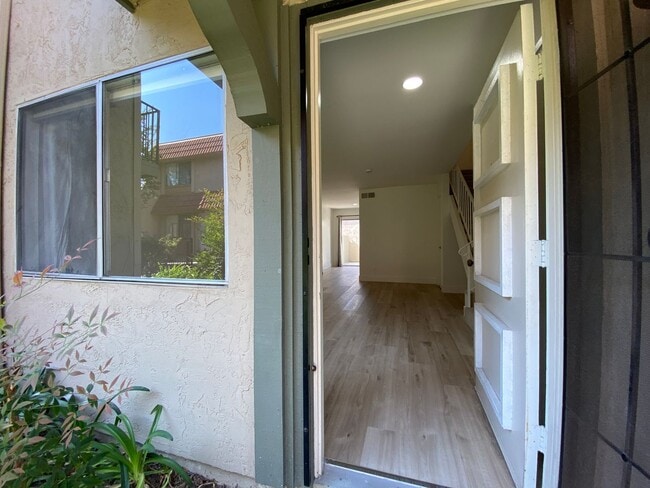 Photo - 637 Beverly Pl