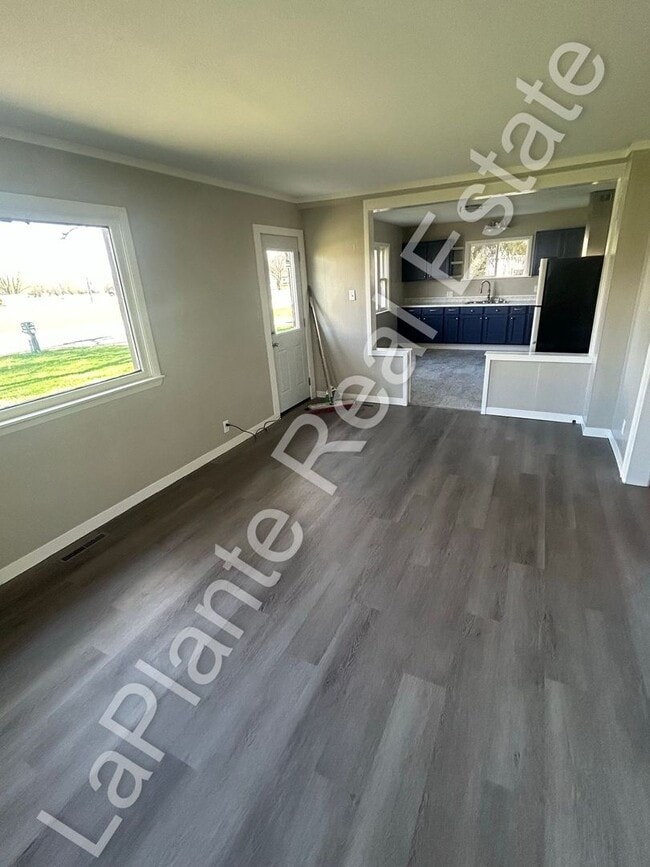 Photo - 9155 Maumee Western Rd