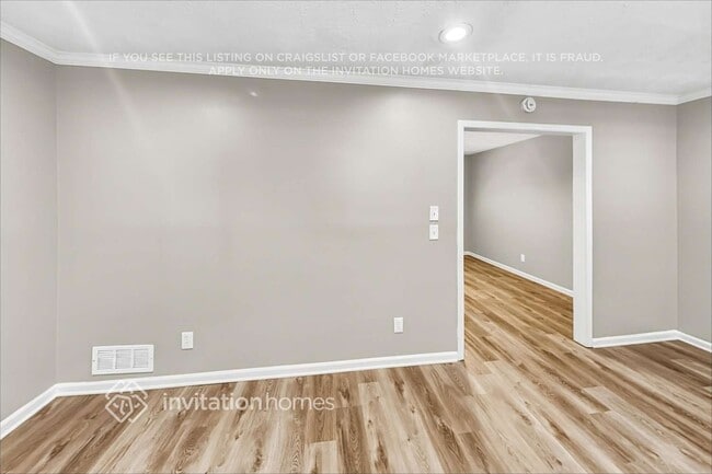 Photo - 902 Laurel Ct