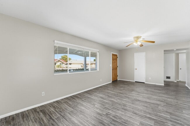 Photo - Comfortable 2-Bed Sun City Retreat with Vinyl Flooring & Fresh Paint