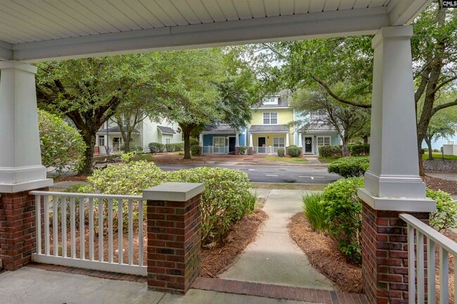 Photo - 304 Hampton Forest Drive