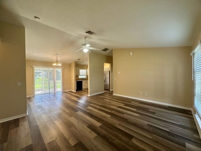 Photo - 1137 NW Juanita Pl