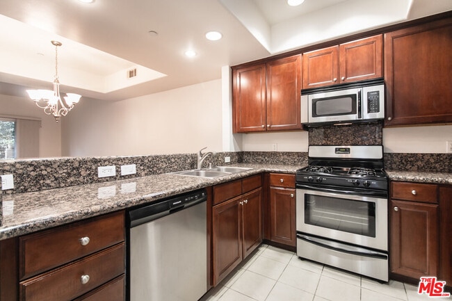 Photo - 15206 Burbank Blvd Unit 110