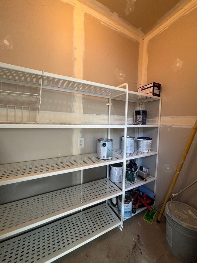 Photo - AVAILABLE NOW- LOW MAINTENANCE, MOVE-IN READY PATIO HOME IN NE COLUMBIA!!