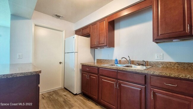 1354 Westover St Unit 101