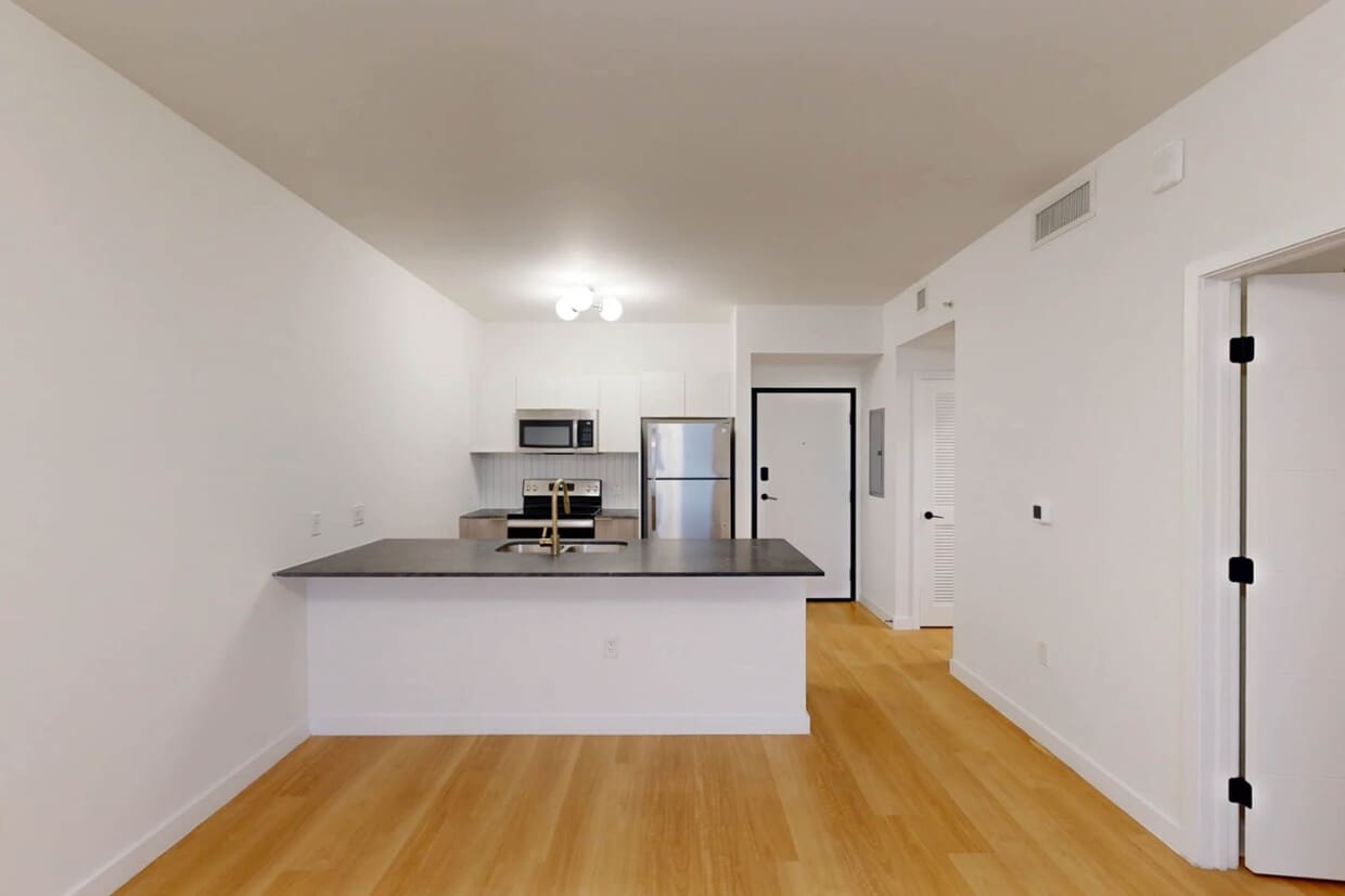 Photo - Biscayne 112 Apartments