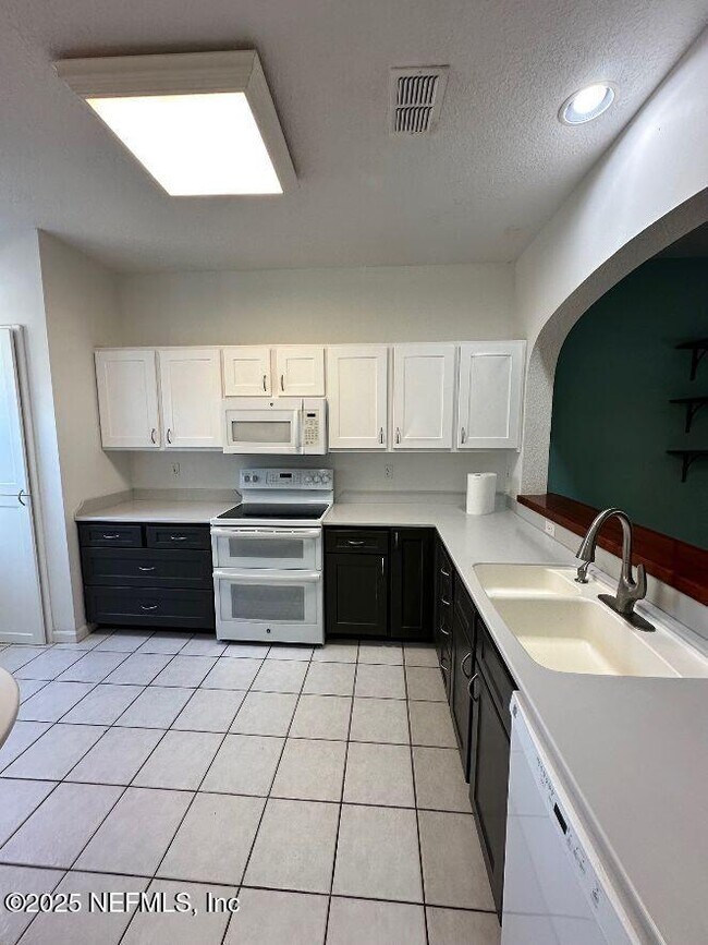 Photo - 1414 Vista Cove Rd