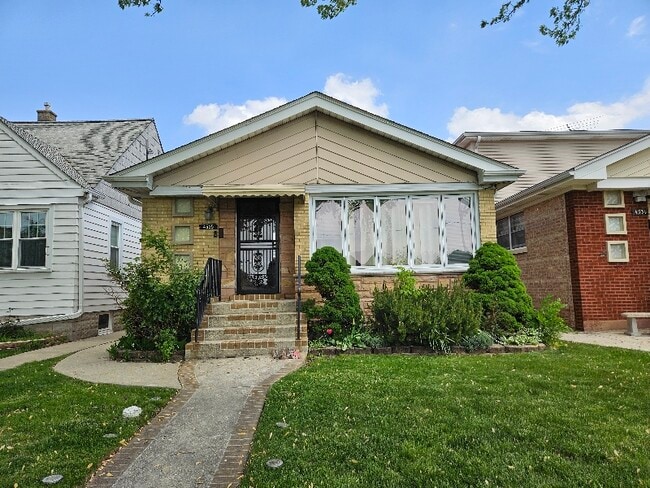 Photo - 4535 N Sayre Ave House