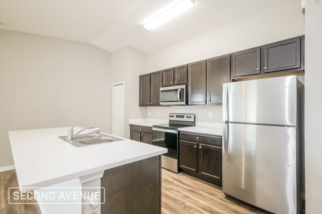 Photo - 930 NE 16th Terrace