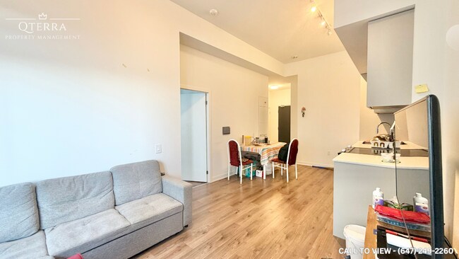 Photo - 395 Dundas St W Unité 220-395 Dundas St W, Oakv