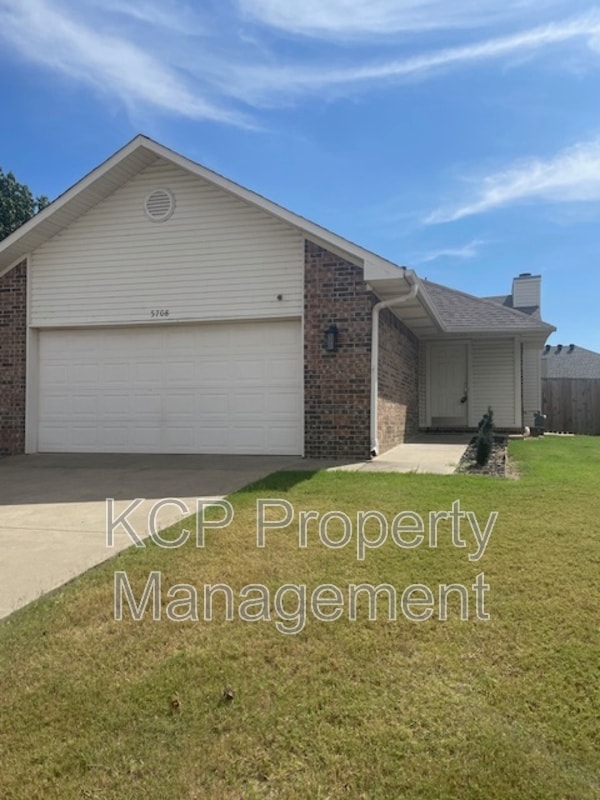 Building Photo - 5708 Whitney Cir