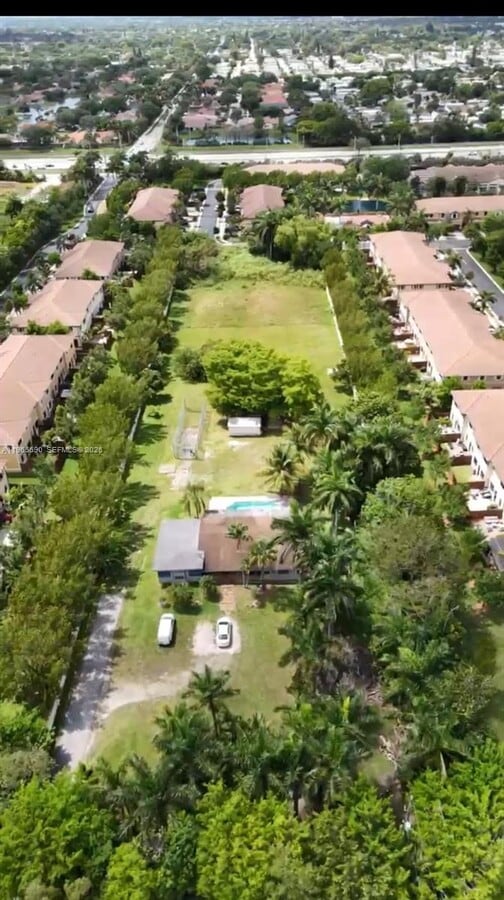 Photo - 951 SW 121st Ave