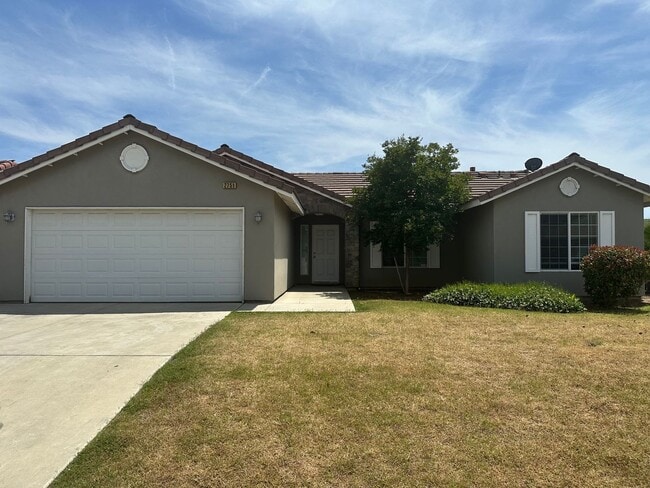 Beautiful Home in Sanger - Beautiful Home in Sanger