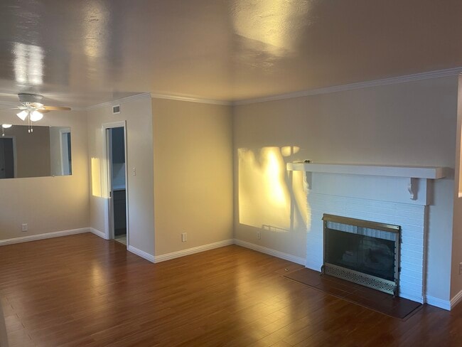 Photo - 380 Oakland Dr