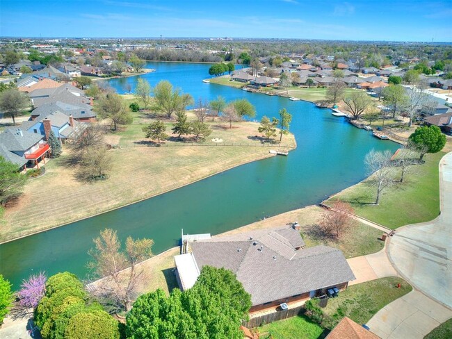 Photo - 7317 Louisburg Dr
