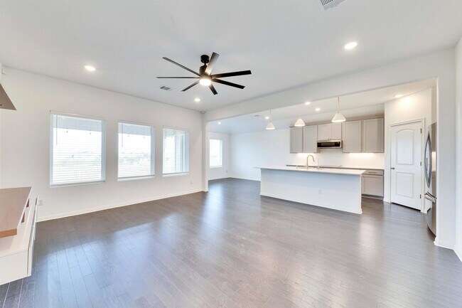 Photo - 17728 Zinfandel Dr