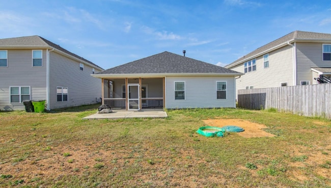 Photo - 112 Boomer St