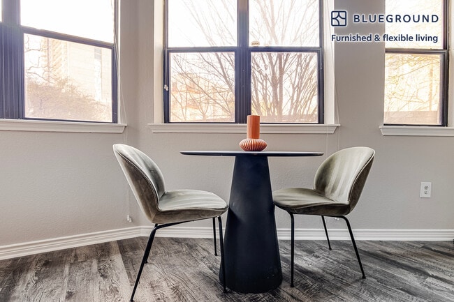 Photo - 404 Rio Grande St Apartamento Unidad FL0-ID303